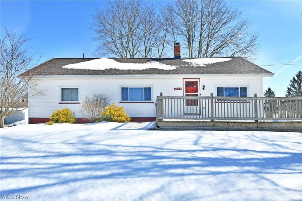3682 Ridge Road, Cortland, OH
