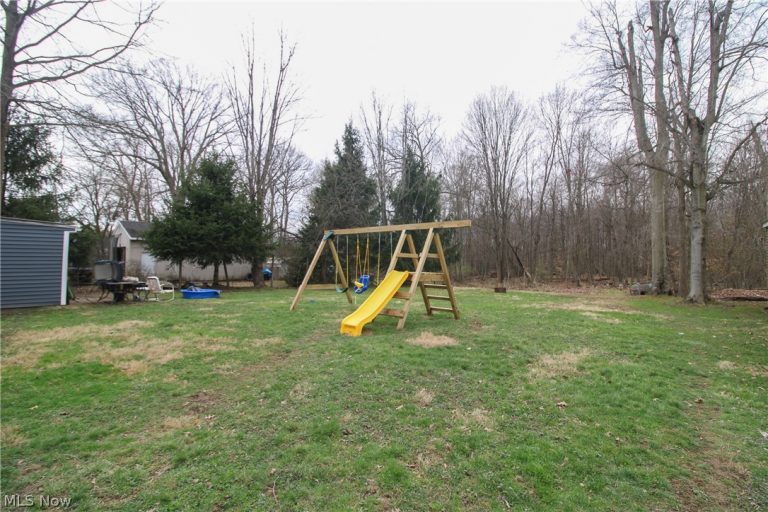 3628 Hopkins Road, Youngstown, OH - Photo 3
