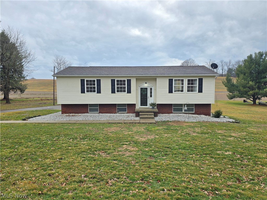 25471 Township Road 192, Coshocton, OH
