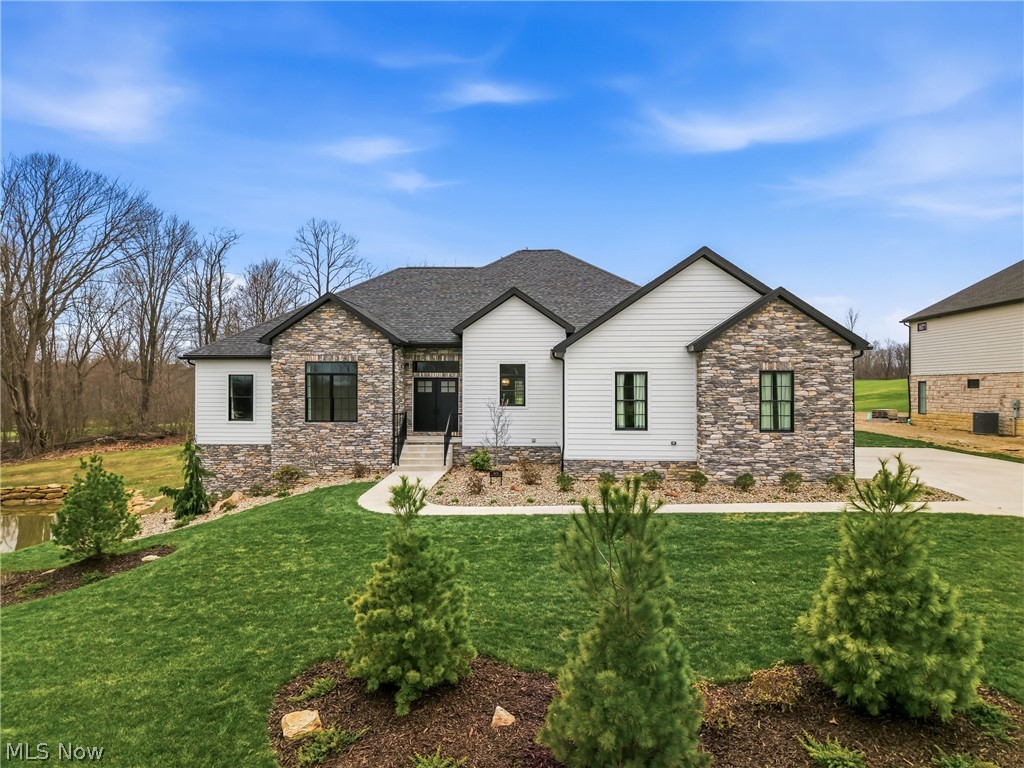 6879 Kyle Ridge Pointe, Canfield, OH