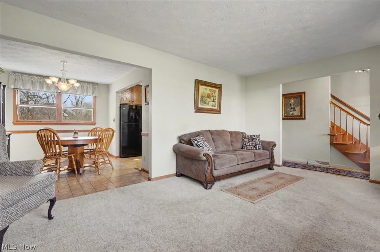 4765 Warwick Drive, Canfield, OH - Photo 4