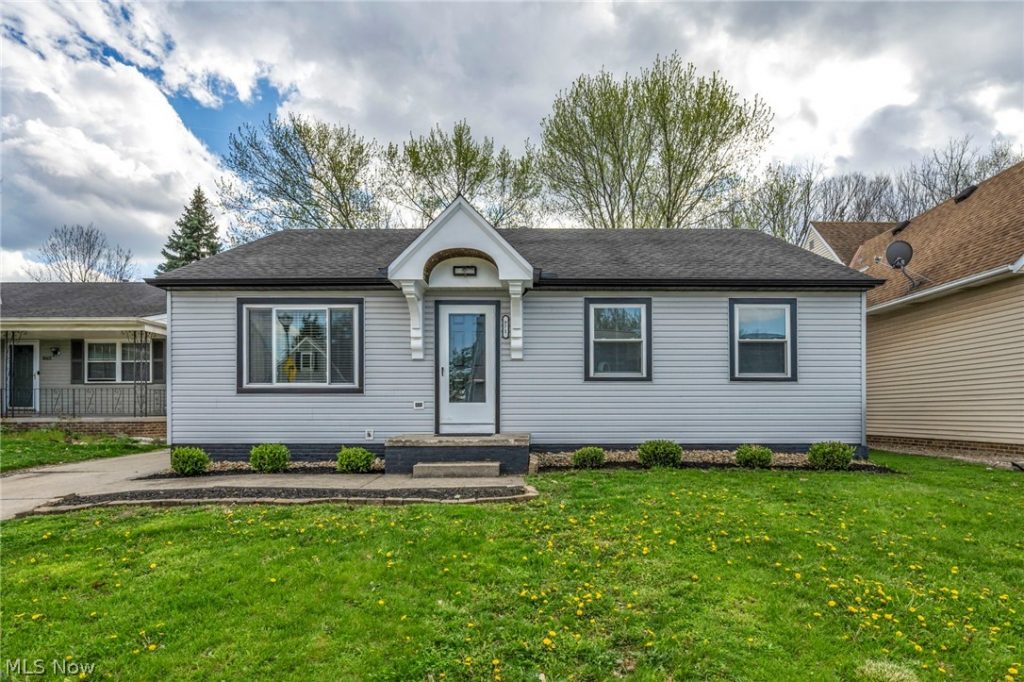 871 Marcie Drive, Cleveland, OH
