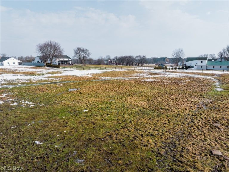 16352 and 16350 Nauvoo Rd, Middlefield, OH - Photo 3