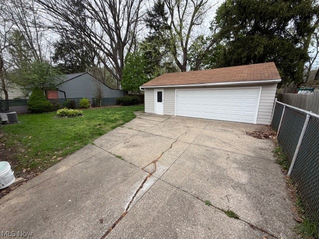 948 Bern Avenue, Cleveland, OH - Photo 2