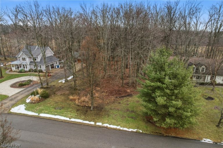 Lakeview Drive, Hubbard, OH - Photo 4