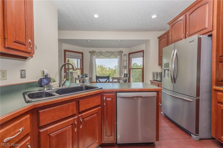 1421 Mcgill Road, Vincent, OH - Photo 8