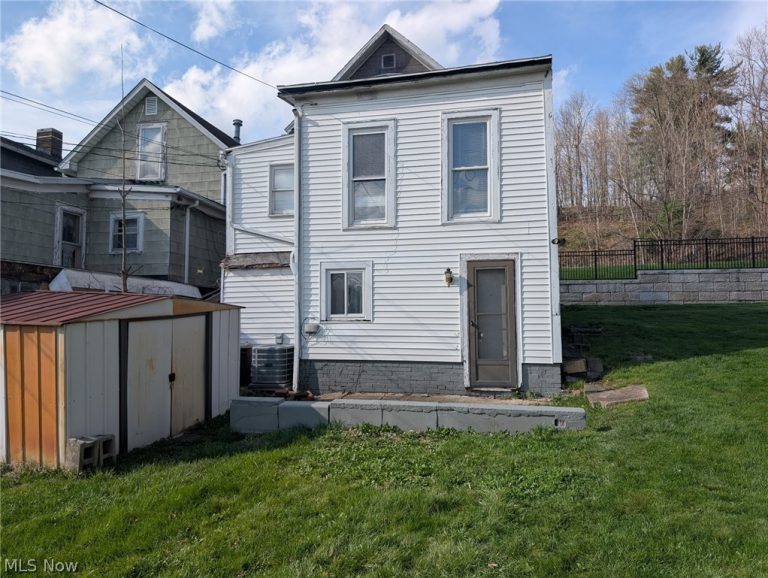 320 Sherman Street, Dennison, OH - Photo 3