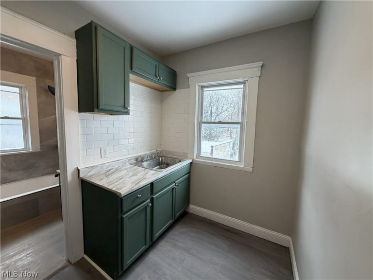 15340 Yorick Avenue #2nd floor, Cleveland, OH - Photo 8