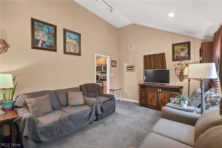 12820 Longmead Avenue, Cleveland, OH - Photo 4