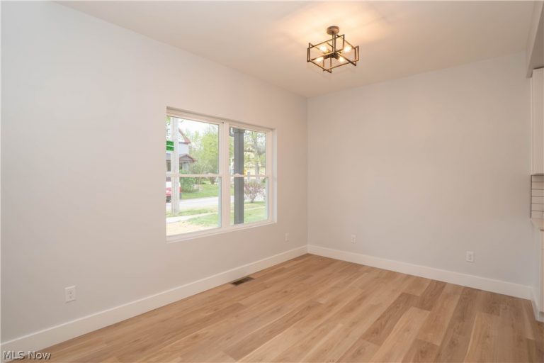 227 Madison Street, Ravenna, OH - Photo 8