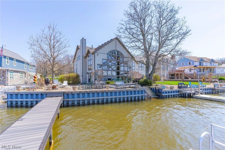 2154 River Road, Lake Milton, OH - Photo 6