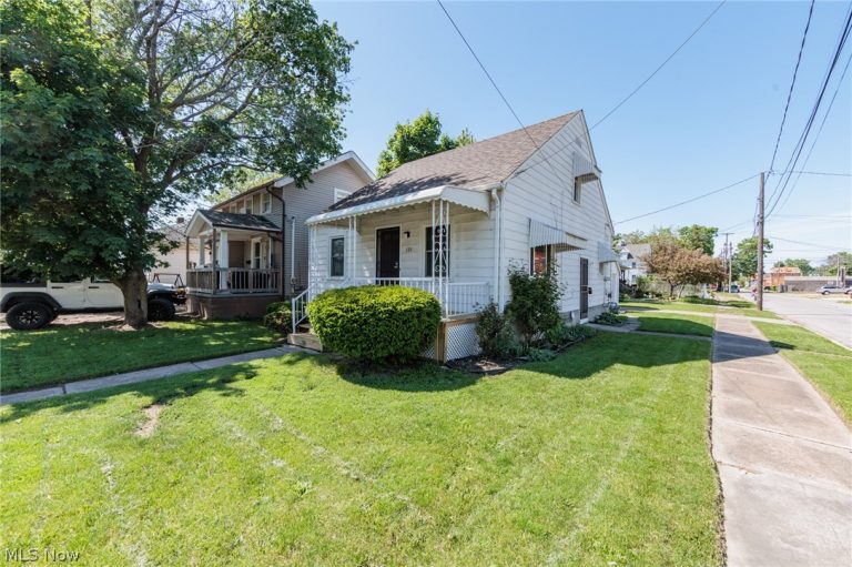 125 30th Street, Lorain, OH - Photo 2