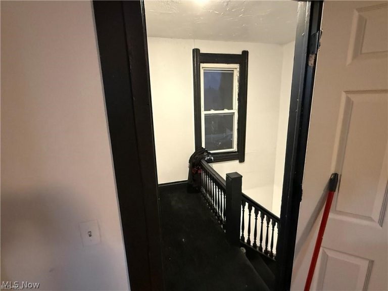 2113 104th Street, Cleveland, OH - Photo 5