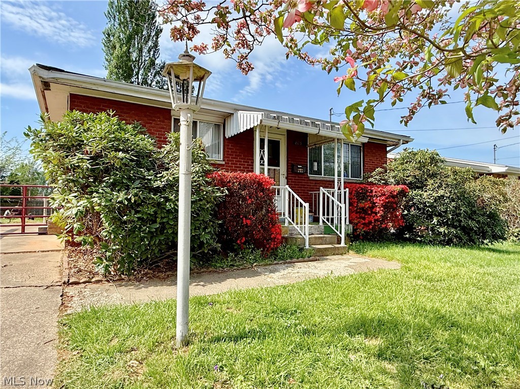 608 32nd Street, Vienna, WV