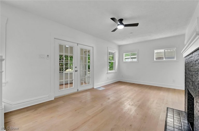 1584 Hampton Road, Akron, OH - Photo 5