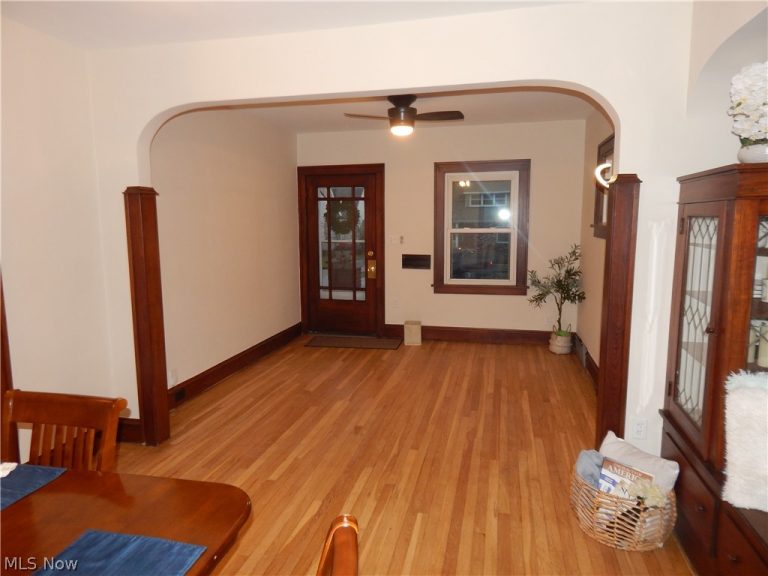 1718 Cook Avenue, Cleveland, OH - Photo 5