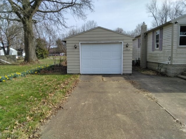 2804 Osage Avenue, Akron, OH - Photo 2