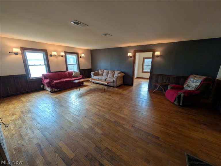 5696 Township Road 289, Hammondsville, OH - Photo 5