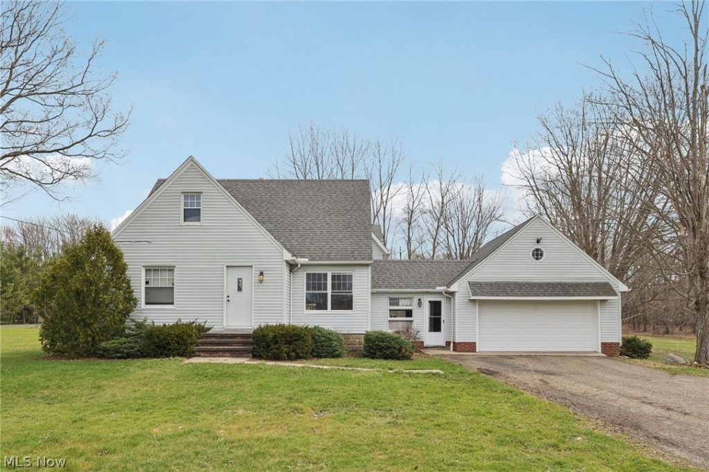 9877 Cutts Road, Chardon, OH
