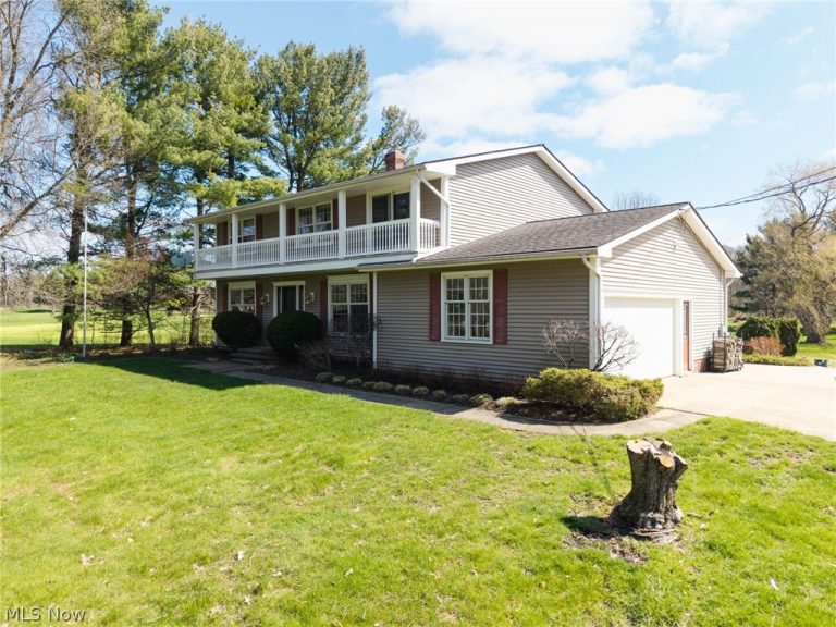 2509 Ridge Road, Hinckley, OH, 44233