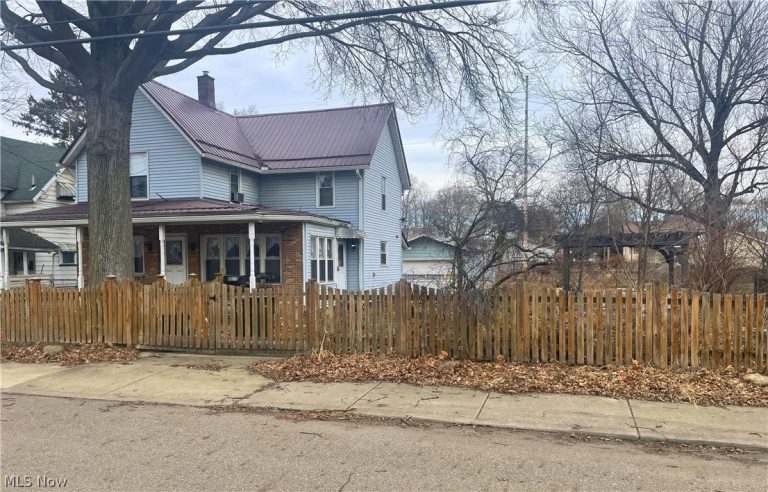 2321 15th Street, Canton, OH - Photo 2