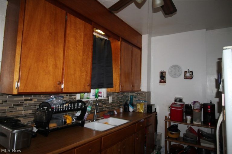 4128 113th Street, Cleveland, OH - Photo 8