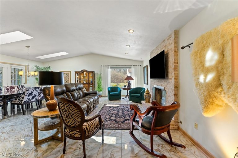 930 Pearson Circle, Boardman, OH - Photo 4