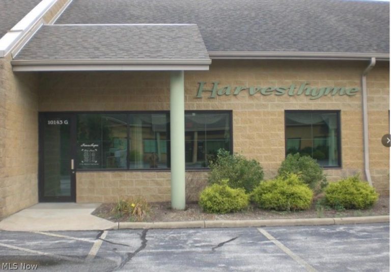 10143 Royalton Road #G, North Royalton, OH, 44133
