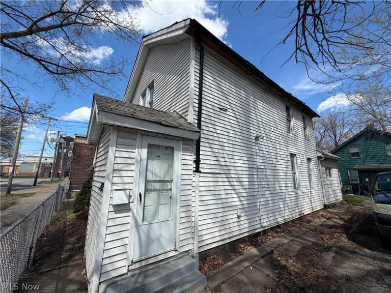 1369 41st Street, Cleveland, OH - Photo 2