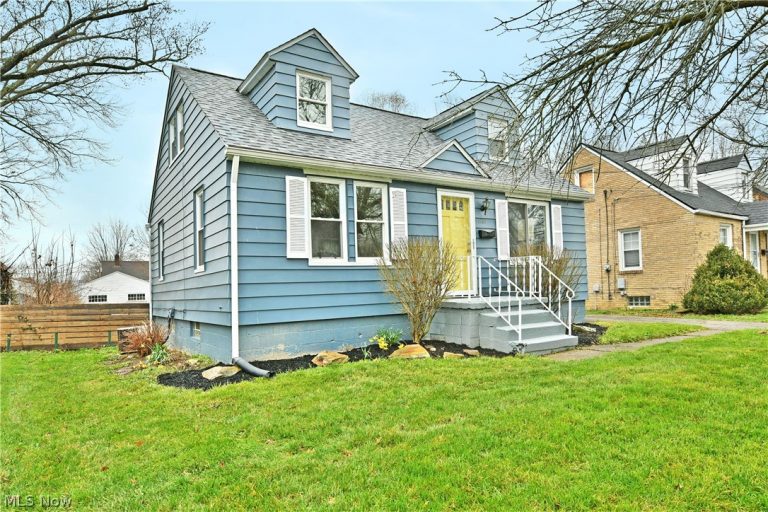 1787 Bonnie Brae Avenue, Warren, OH - Photo 2