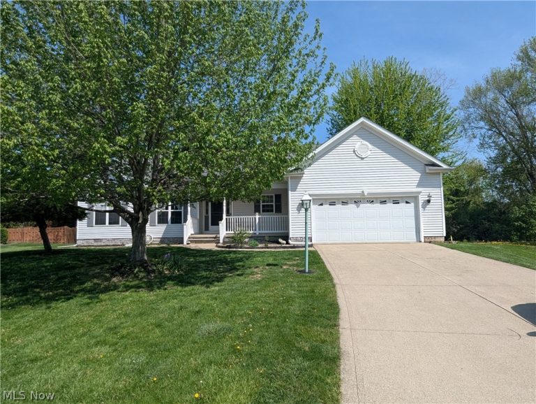 189 Sandstone Drive, Painesville Twp, OH - Photo 3