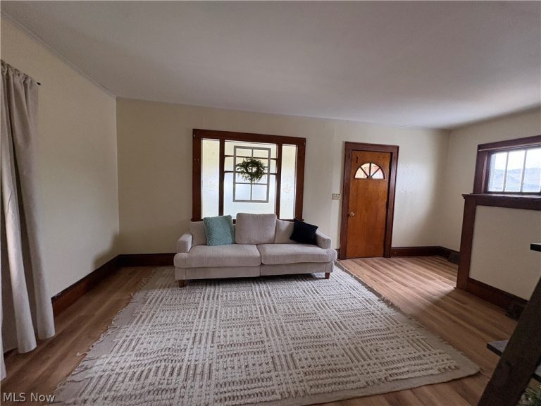 316 Bank Lane, New Philadelphia, OH - Photo 5