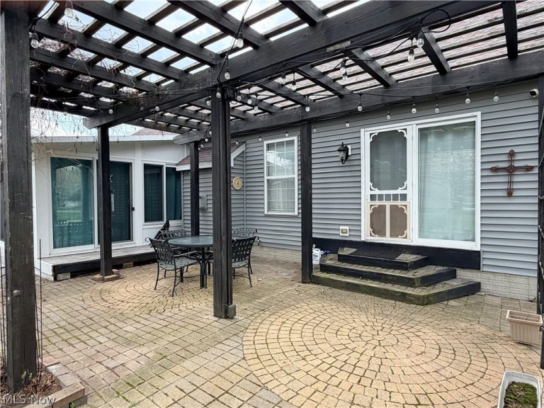 3307 Church Drive, Lorain, OH - Photo 5