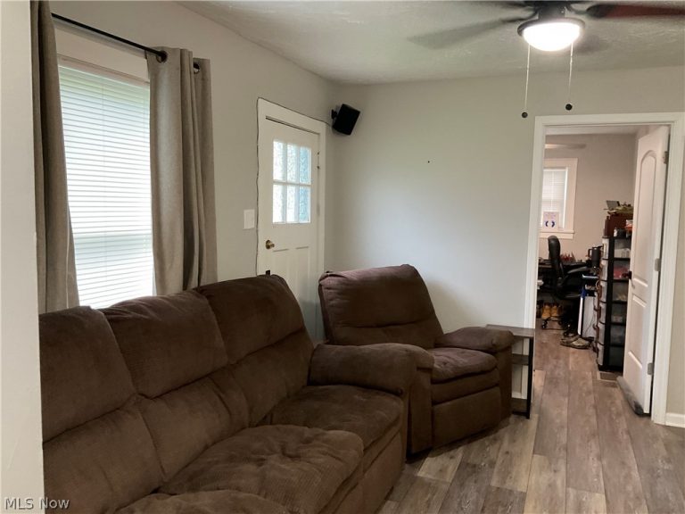 4554 Smith Stewart Road, Vienna, OH - Photo 3