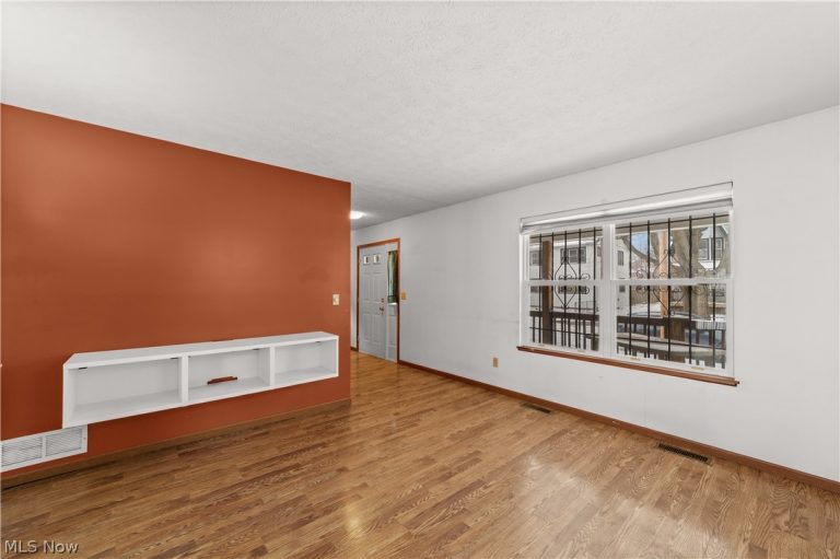 3739 36th Street, Cleveland, OH - Photo 8