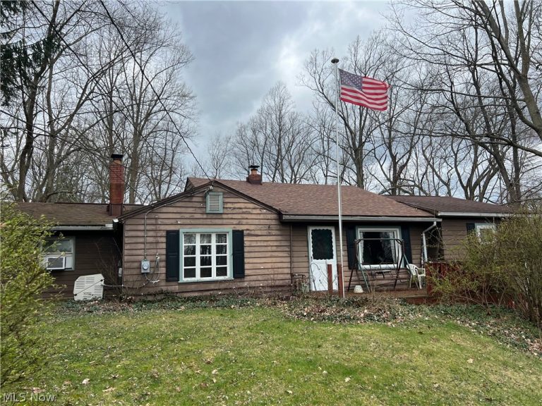 241 Parker Lane, Tallmadge, OH - Photo 2