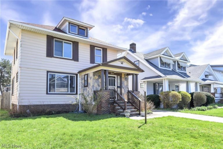 2037 Bunts Road, Lakewood, OH - Photo 5