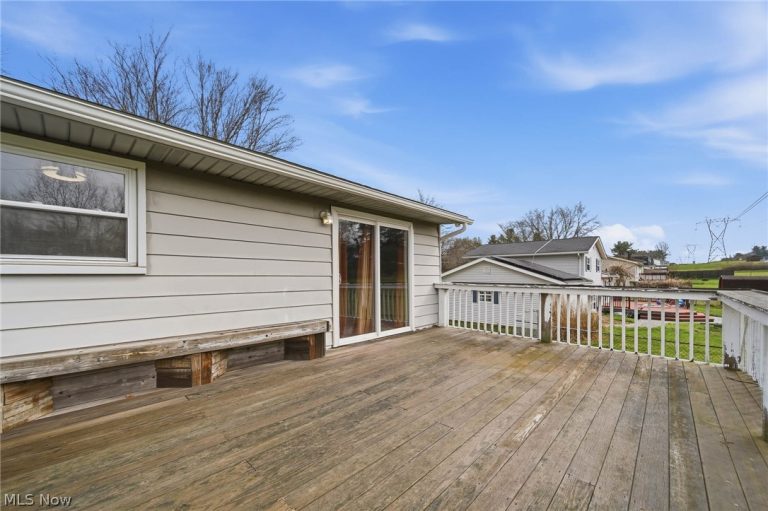 3770 Dotwood Street, North Canton, OH - Photo 6