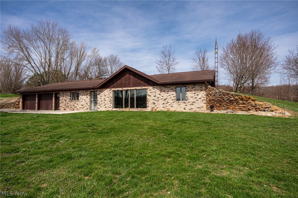 26140 Township Rd 37, Coshocton, OH