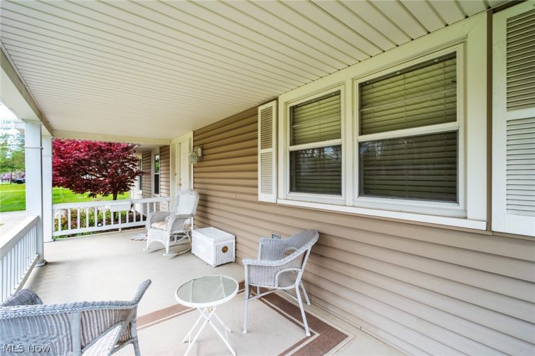 122 Garwood Drive, Canfield, OH - Photo 5