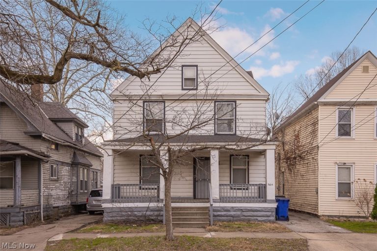 5614 Drake Avenue, Cleveland, OH, 44127