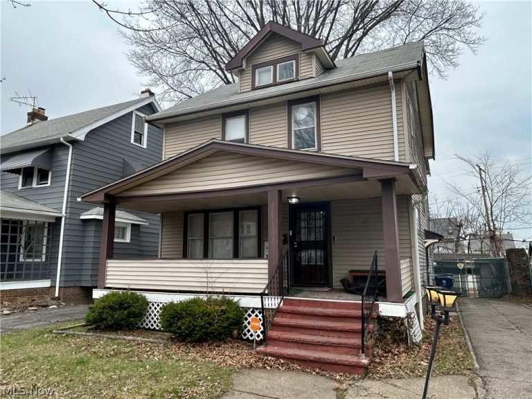 848 Greyton Road, Cleveland Heights, OH - Photo 2