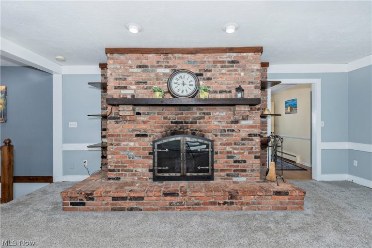 14988 Surrey Downs Drive, Novelty, OH - Photo 6