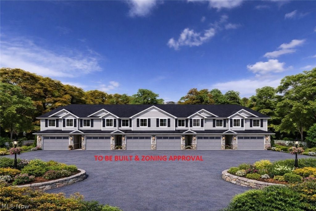 2670 Center Road, Poland, OH