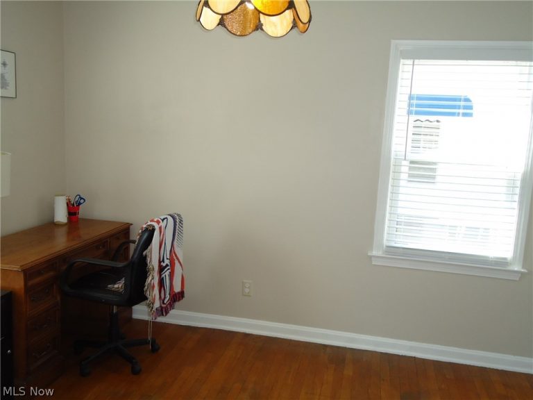 318 Van Buren Avenue, Cuyahoga Falls, OH - Photo 6