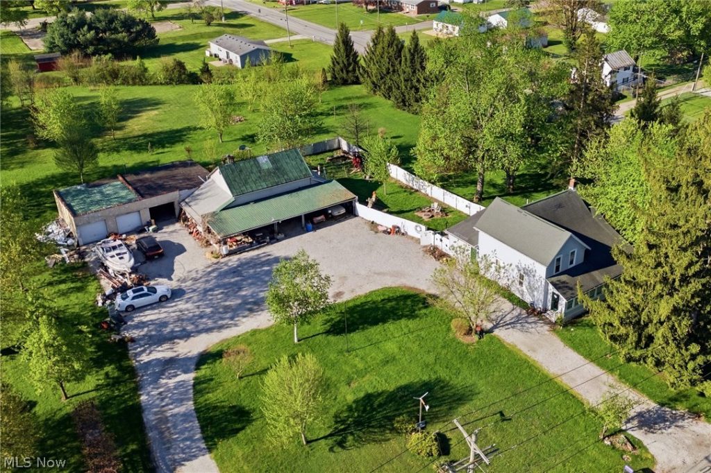 1301 Harding Way, Galion, OH