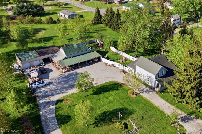 1301 Harding Way, Galion, OH, 44833