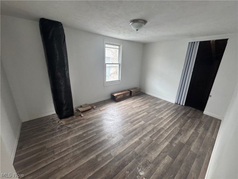 433 156th Street, Cleveland, OH - Photo 8