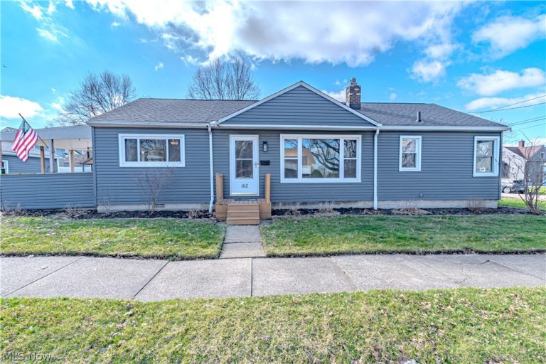 162 Mitchell Street, Barberton, OH - Photo 2