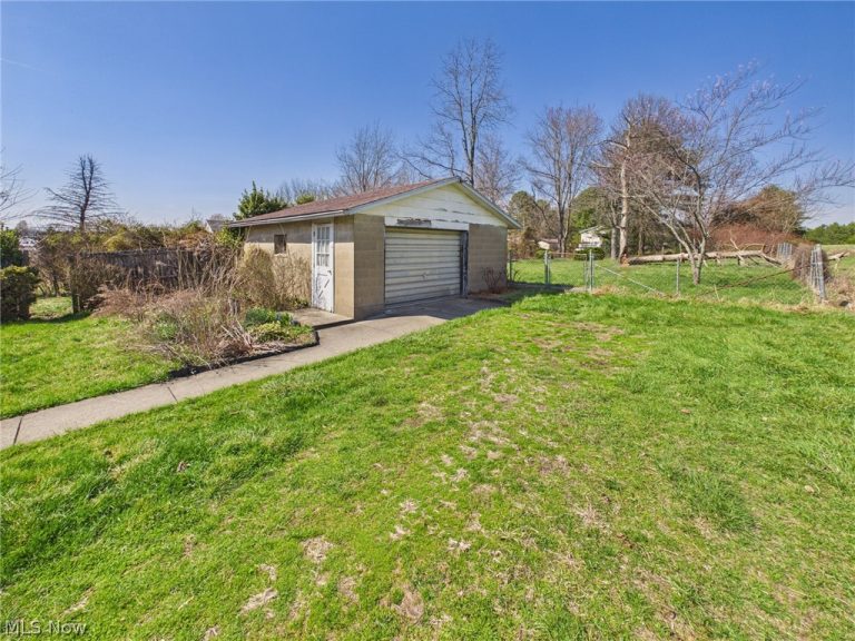 834 Lake Washington Road, Washington, WV - Photo 4
